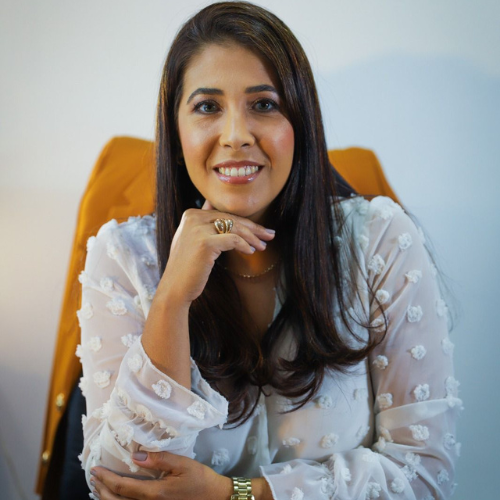 Dra. Renata Moreira